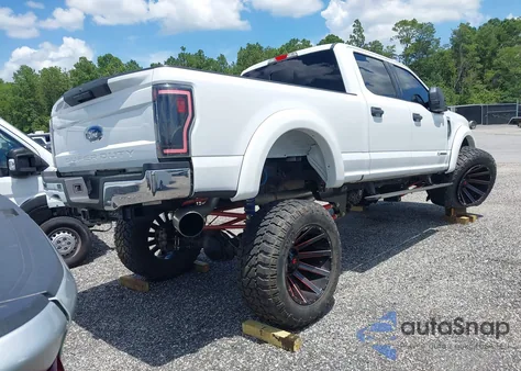 2017 Ford F-250 Xlt z USA, uszkodzony, nr VIN 1FT7W2BT9HEF19465